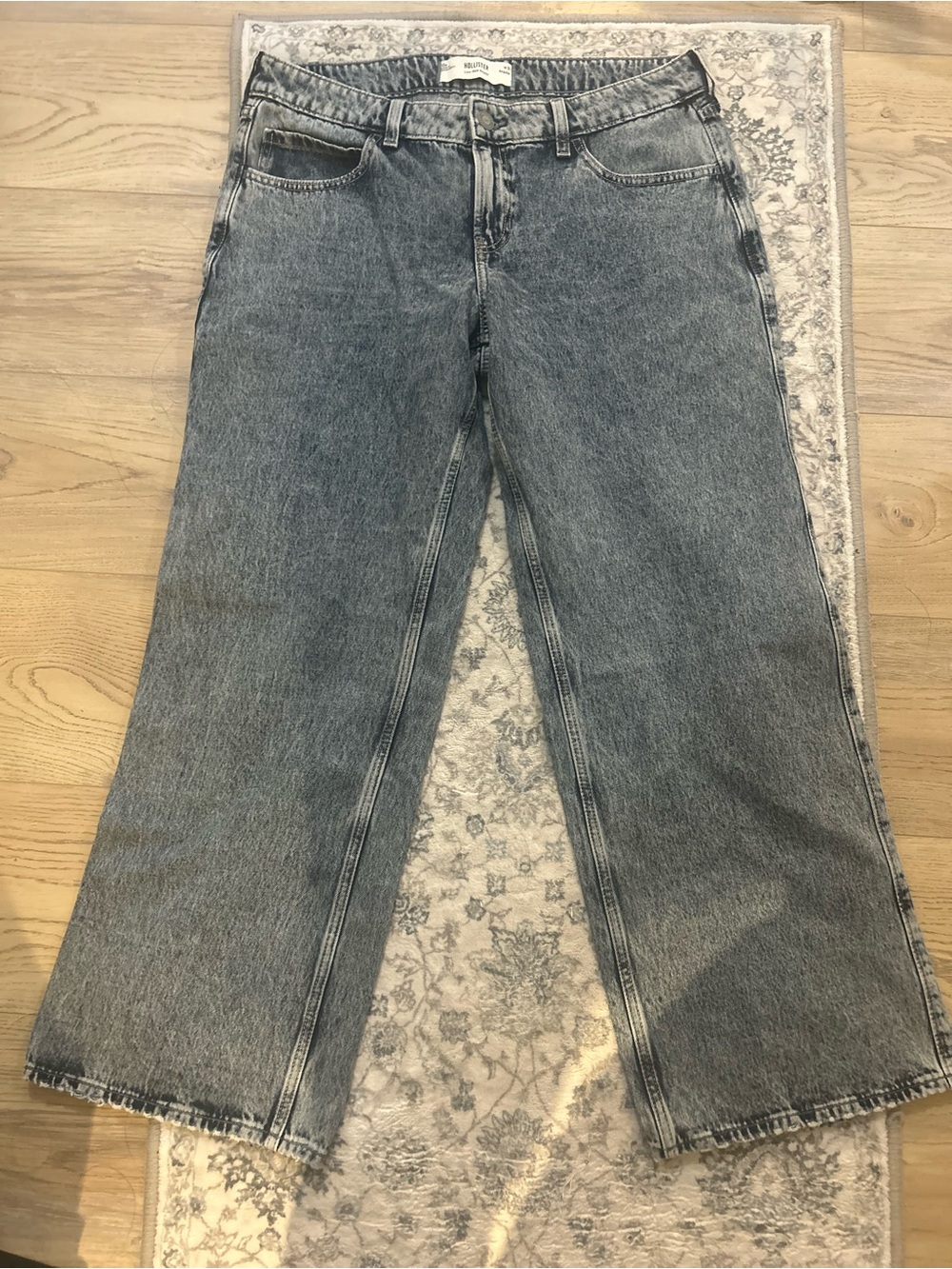 Hollister Gray Washed Wide-Leg Jeans